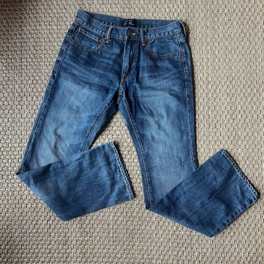 Gap Jeans Men’s 31x32 Bootcut Medium Wash Light Whiskering Denim
